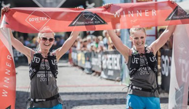 Sanna och Lina El Kott Helander