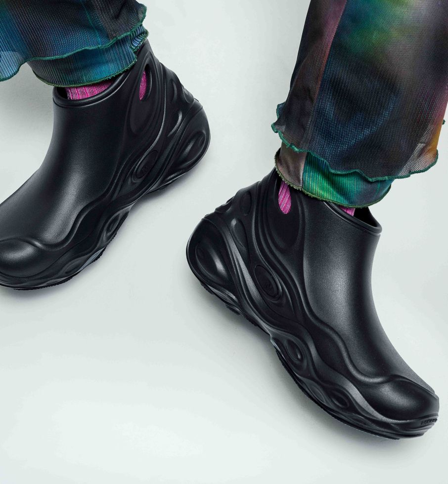 a pair of black shoes