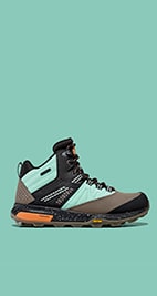 hiking boots store near me