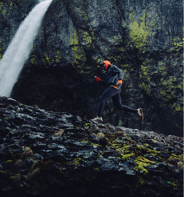Trail running shoes