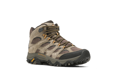 Trail shoe.