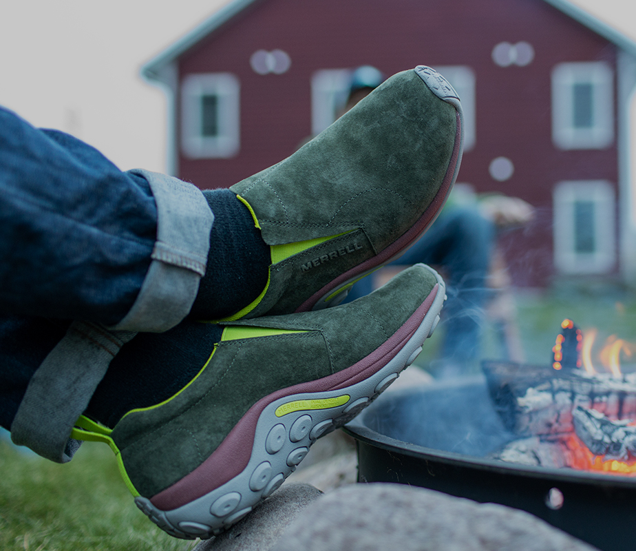 stores that carry merrell shoes