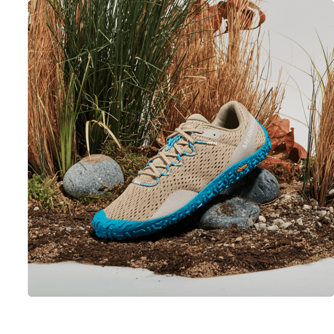 Vapor glove floating over dirt.